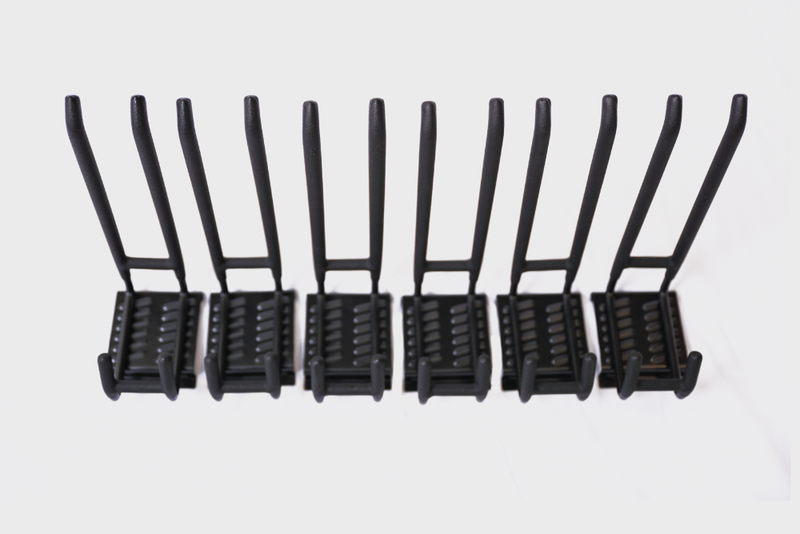 Load image into Gallery viewer, Close up of multiple Cave Man quad claws
